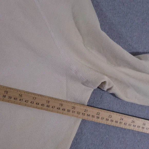 Free City Sweatshirt Women's Medium Lucky Rabbits Crewneck Pullover White Cozy - Picture 4 of 7